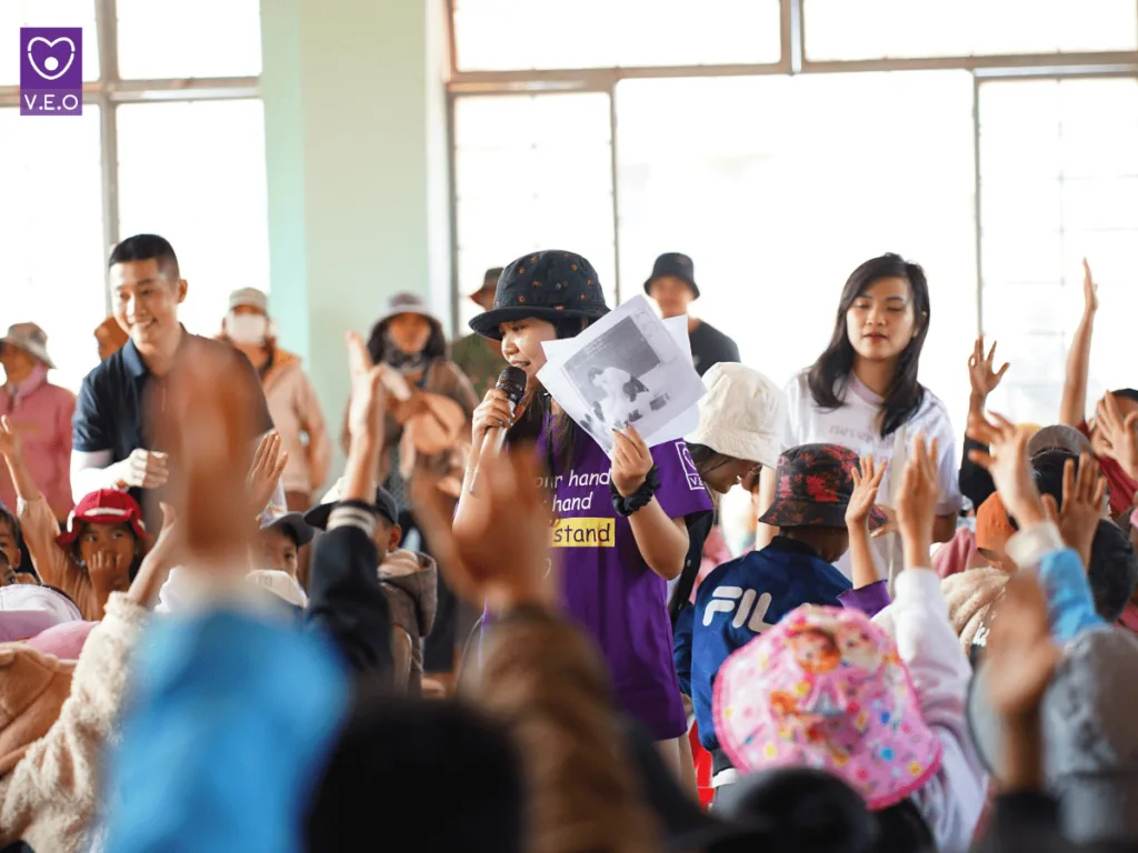 Khắc phục khó khăn lãnh đạo qua học hỏi và rèn luyện