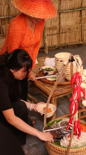 Dùng bữa, nghỉ trưa