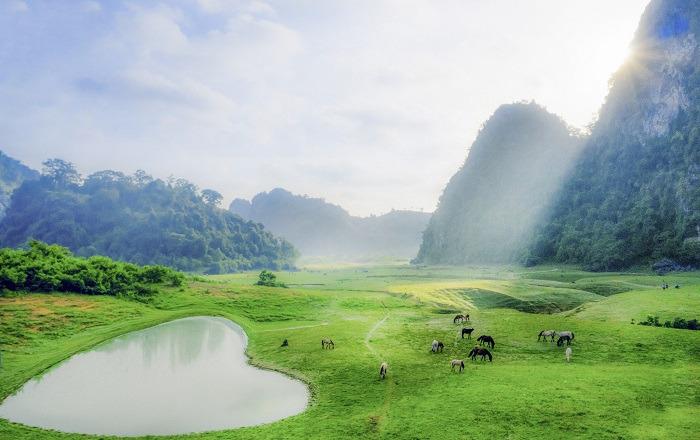 thung lũng Đồng Lâm được ví như “Cao nguyên Mông Cổ của Việt Nam”