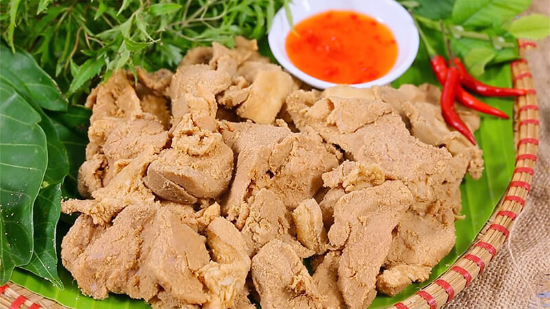 thịt lợn chua