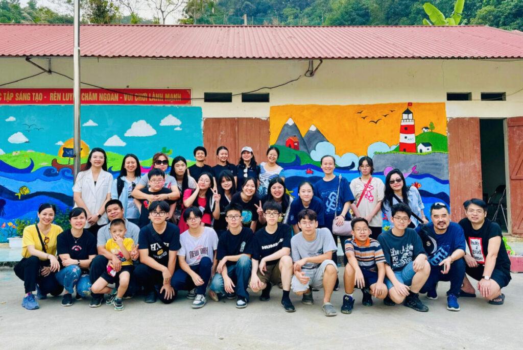 Chuyến đi là cơ hội để các em học sinh mở rộng kiến thức, cũng như khuyến khích tinh thần xã hội và tình nguyện của các em