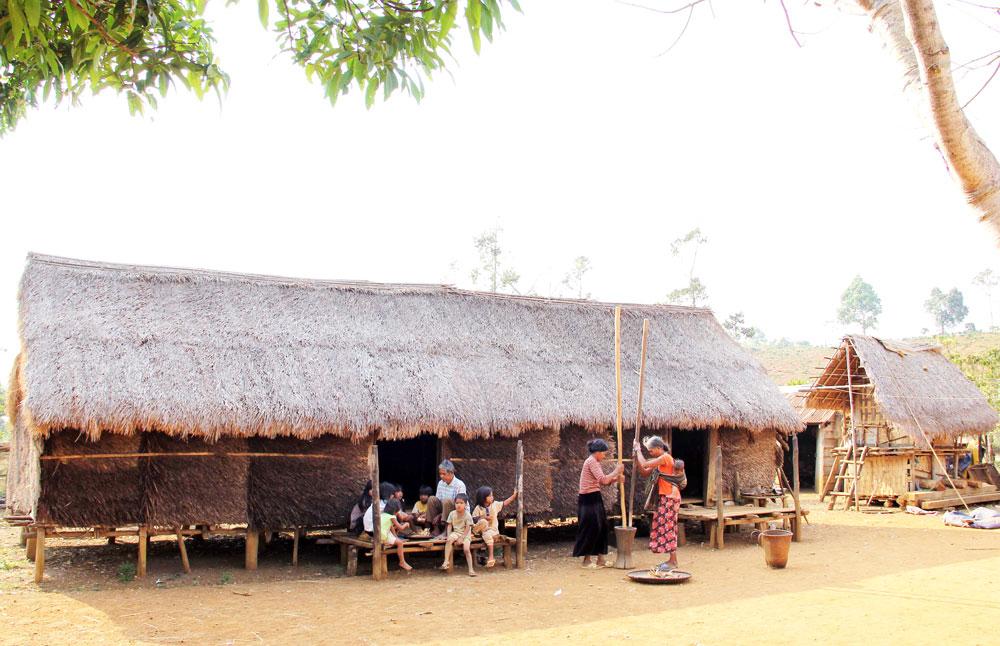 Đến với làng du lịch cộng đồng Đắk Nia, du khách sẽ có cơ hội hòa mình vào không gian sống của người dân bản địa