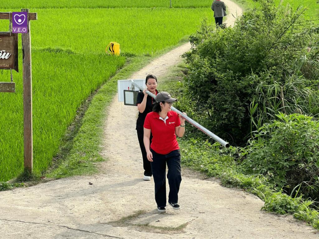 FPV hy vọng, những cột đèn năng lượng này sẽ giúp đảm bảo cuộc sống sinh hoạt của người dân