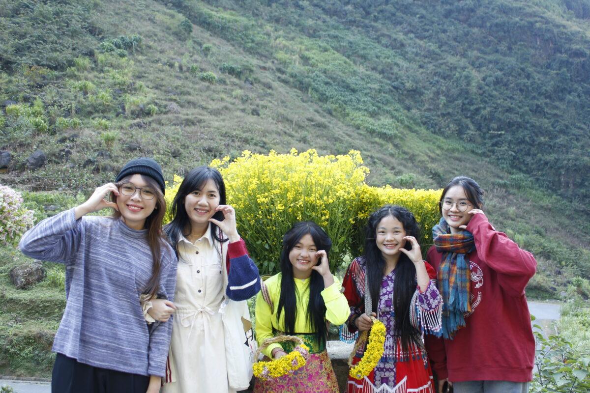 Gen Z du lịch văn hóa: Đi đâu? Làm gì?